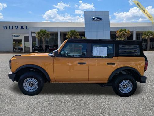 2022 Ford Bronco Base