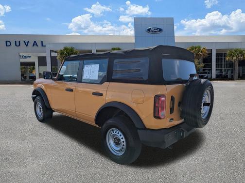 2022 Ford Bronco Base