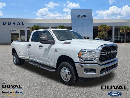 2024 RAM 3500 Big Horn Crew Cab 4x4 8' Box