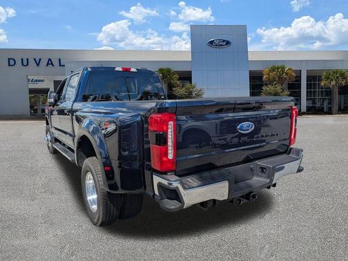 2025 Ford F-350 Lariat