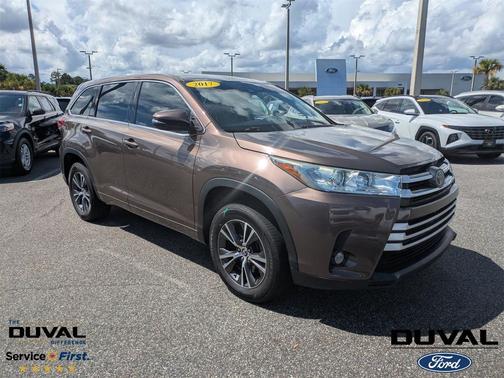 2017 Toyota Highlander LE Plus