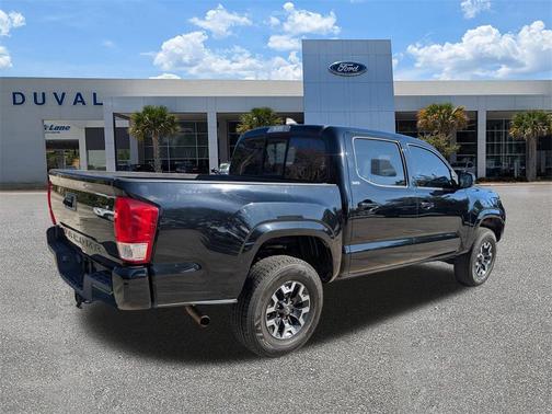 2016 Toyota Tacoma SR