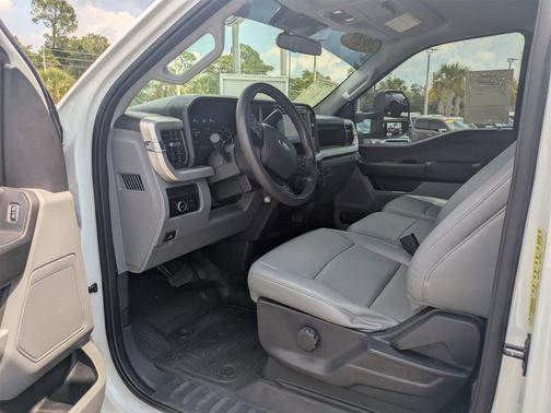 2023 Ford F-350 XL