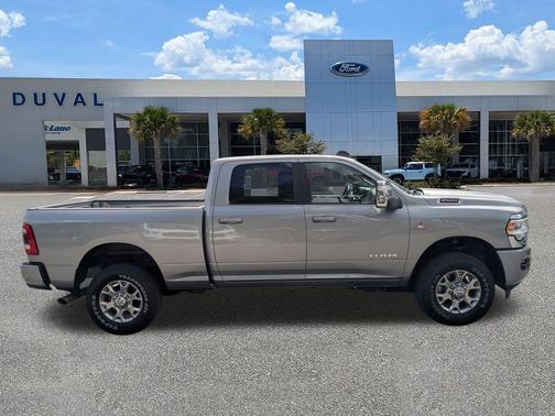 2024 RAM 2500 Laramie Crew Cab 4x4 6'4' Box