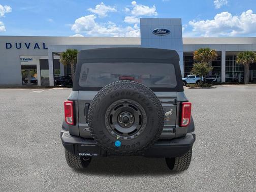 Carbonized Gray Metallic 2025 Ford Bronco Big Bend
