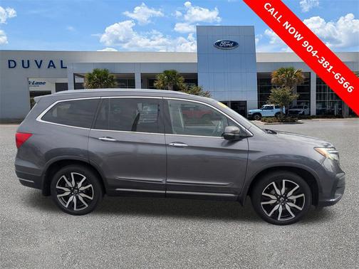 2019 Honda Pilot Touring 8-Passenger