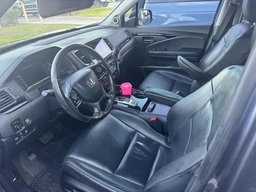 2019 Honda Pilot Touring 8-Passenger