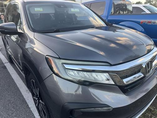 2019 Honda Pilot Touring 8-Passenger