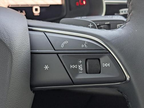 2023 Audi Q7 55 Premium Plus