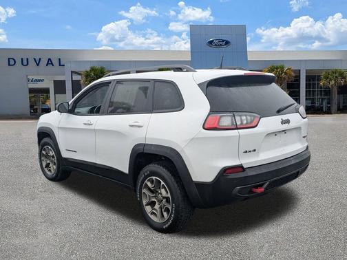 2020 Jeep Cherokee Trailhawk