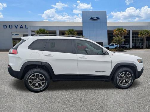 2020 Jeep Cherokee Trailhawk