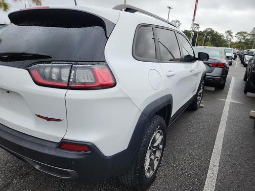 2020 Jeep Cherokee Trailhawk