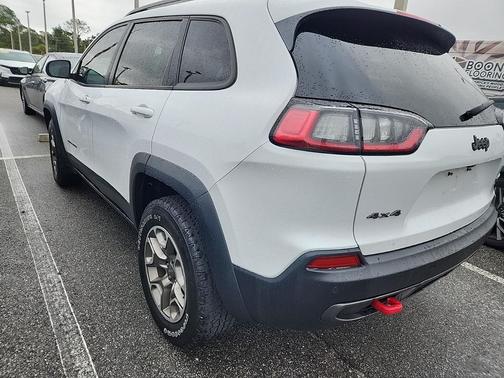 2020 Jeep Cherokee Trailhawk
