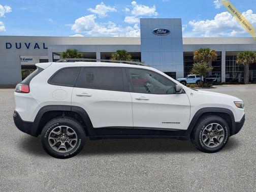 2020 Jeep Cherokee Trailhawk