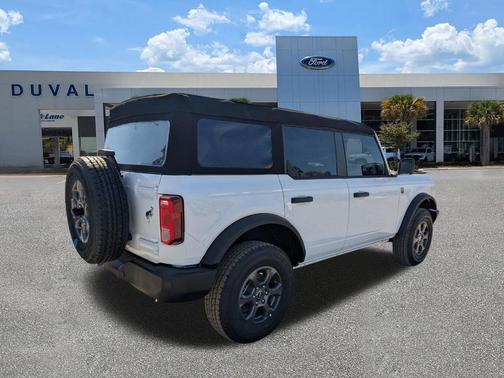 Oxford White 2026 Ford Bronco Big Bend