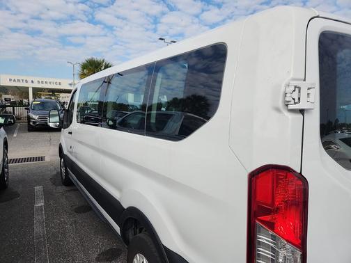 2024 Ford Transit-350 XLT