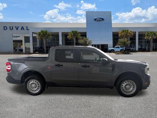 Carbonized Gray Metallic 2023 Ford Maverick XL