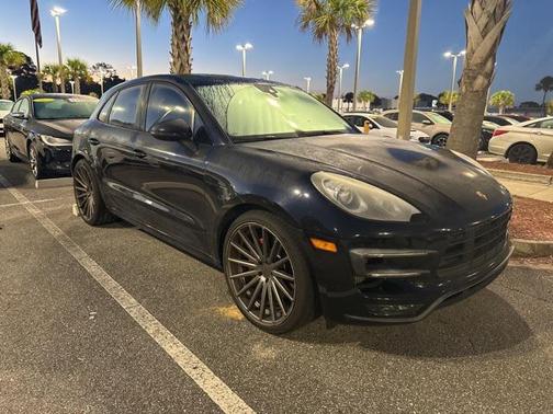 2015 Porsche Macan Turbo
