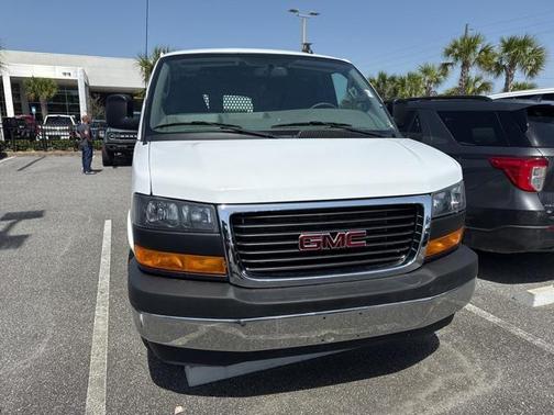 2022 GMC Savana 2500 Work Van