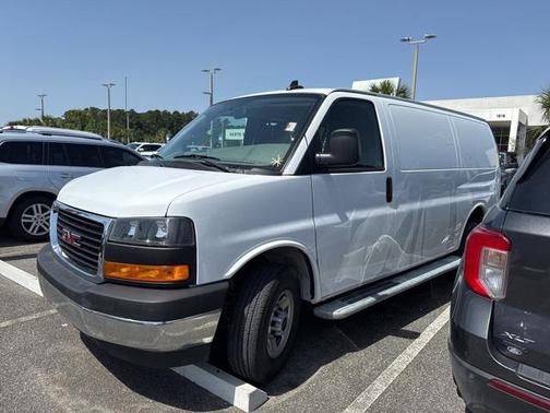 2022 GMC Savana 2500 Work Van