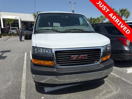 2022 GMC Savana 2500 Work Van