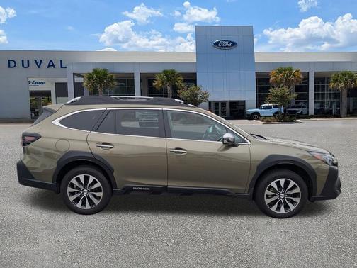 2025 Subaru Outback Touring XT