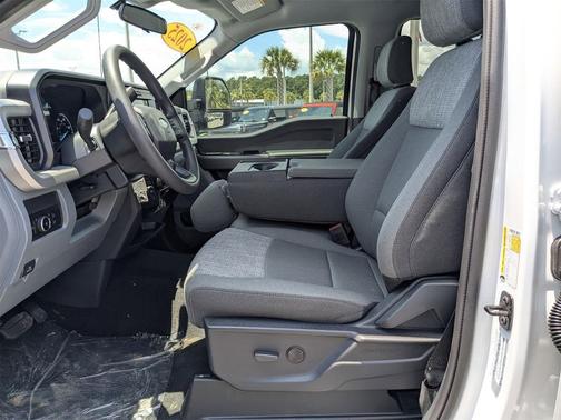 2025 Ford F-250 XLT
