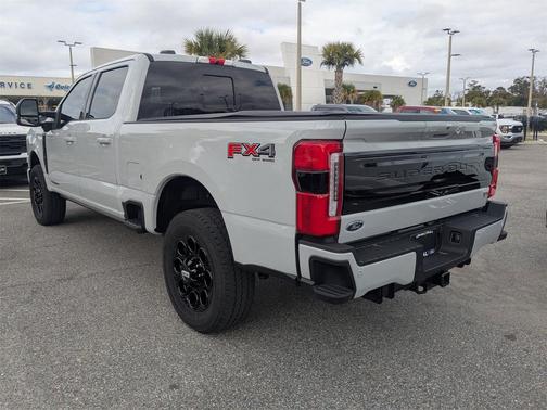 2025 Ford F-250 Platinum