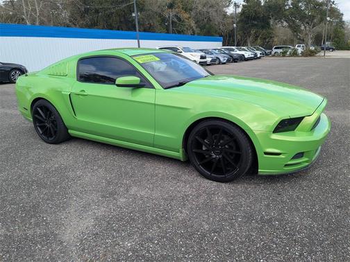 2013 Ford Mustang V6 Premium