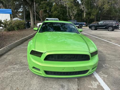 2013 Ford Mustang V6 Premium