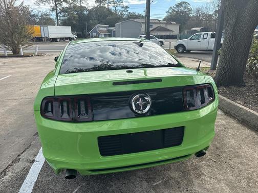 2013 Ford Mustang V6 Premium