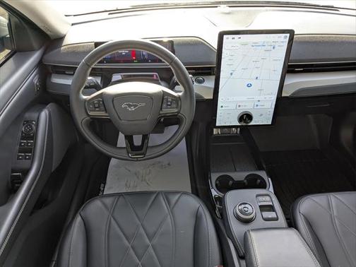2022 Ford Mustang Mach-E Select
