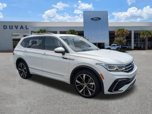 Opal White Pearl Effect 2023 Volkswagen Tiguan 2.0T SEL R-Line