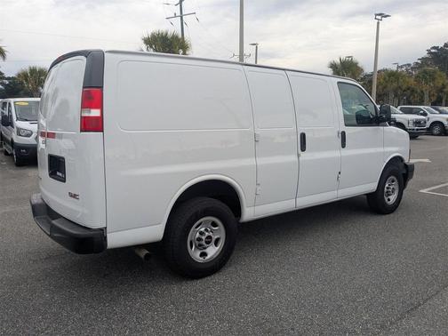 2023 GMC Savana 2500 Work Van