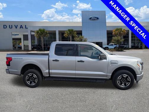 2022 Ford F-150 Lightning XLT