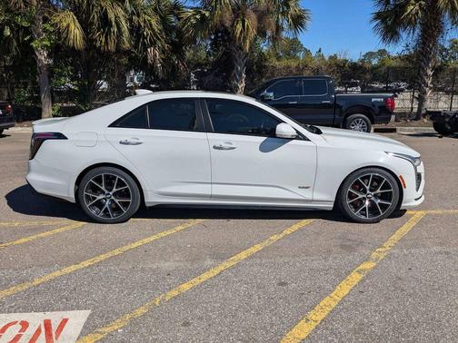 2022 Cadillac CT4-V V-Series