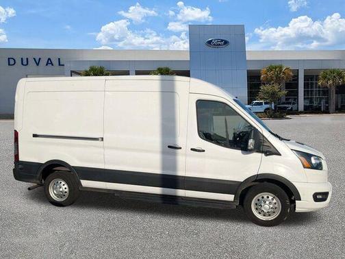 Oxford White 2022 Ford Transit-350 Base