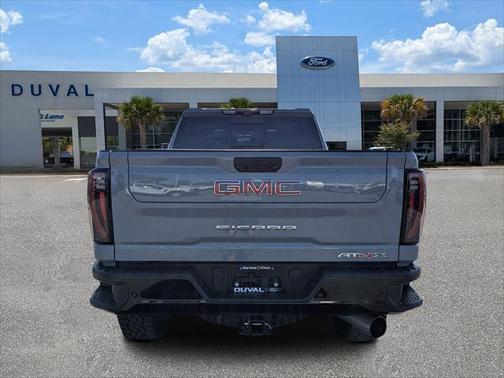 2024 GMC Sierra 2500 AT4