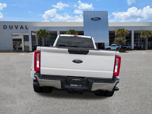 2024 Ford F-350 XLT