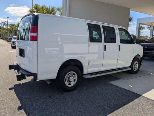 Summit White 2024 Chevrolet Express 2500 Work Van
