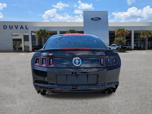 2014 Ford Mustang V6