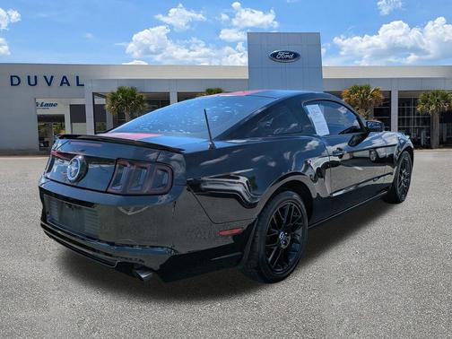 2014 Ford Mustang V6
