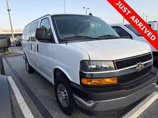2022 Chevrolet Express 2500 RWD 2500 Regular Wheelbase WT