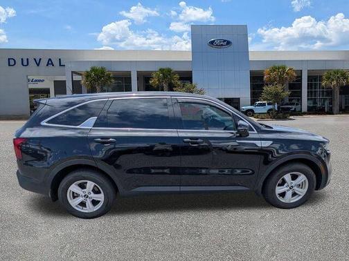 Ebony Black 2023 Kia Sorento LX