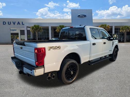 2022 Ford F-350 XLT