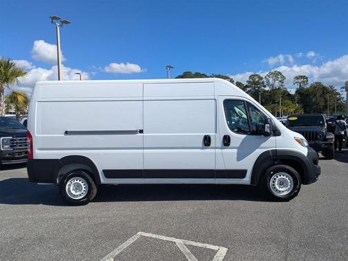 2025 RAM ProMaster 2500 Tradesman