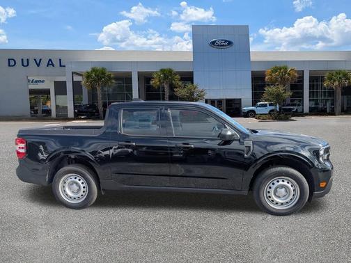 Shadow Black 2025 Ford Maverick XL