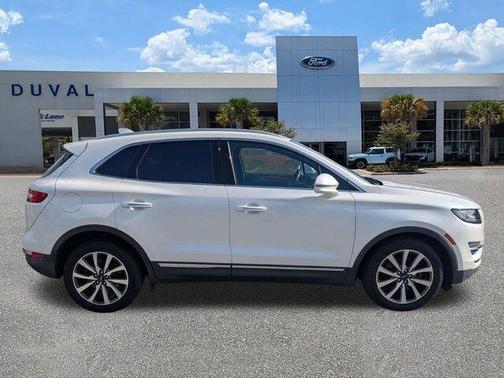 White Platinum Clearcoat Metallic 2019 Lincoln MKC Reserve