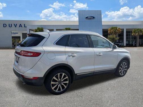 White Platinum Clearcoat Metallic 2019 Lincoln MKC Reserve