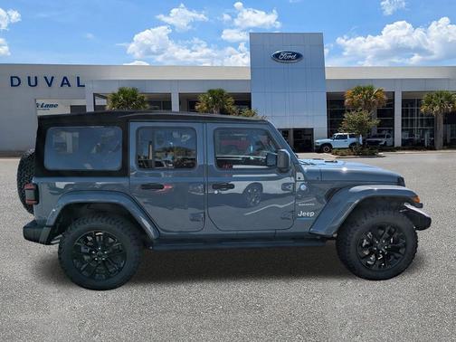 2024 Jeep Wrangler 4xe Sahara